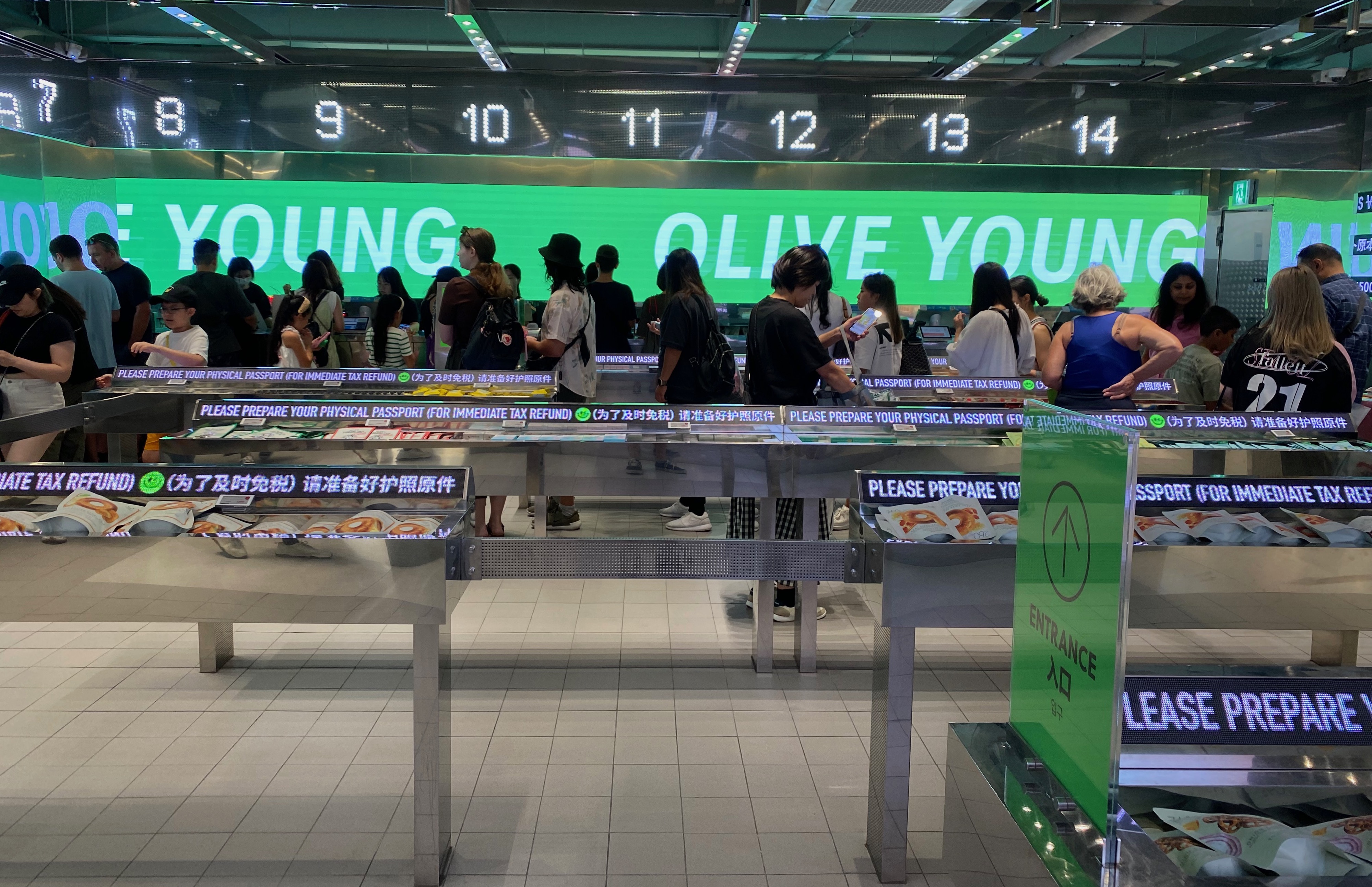 Olive Young 明洞Town店 参考图 1